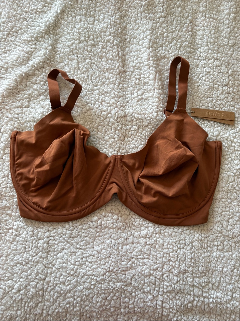 SKIMS Sculpting Underwire Bra - Chestnut Brown
